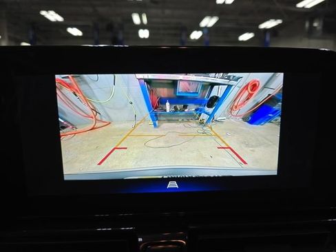 Used 2025 Chevrolet TrailBlazer LT AWD/4WD image 24