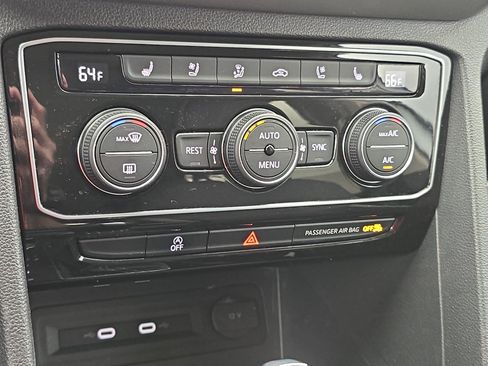 Certified 2023 Volkswagen Atlas SEL Premium image 25