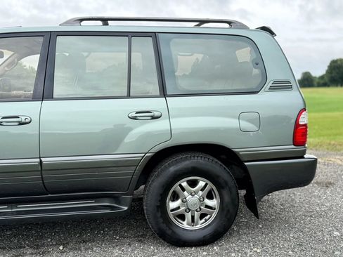 Used 2001 Lexus LX 470 4WD image 20