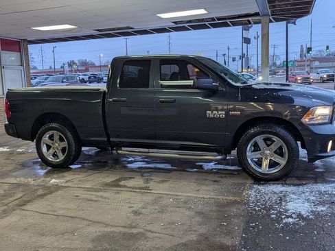 Used 2018 RAM 1500 Sport w/ Comfort Group image 9