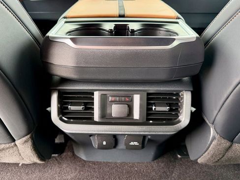 Certified 2022 Ford F150 Platinum w/ Equipment Group 701A High AWD/4WD image 35