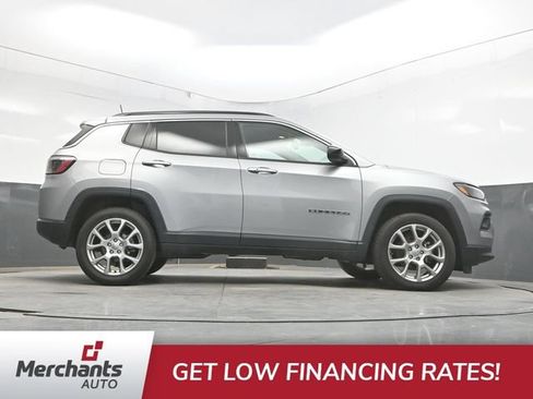Used 2022 Jeep Compass Latitude AWD/4WD image 50