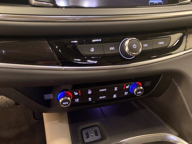 Used 2018 Buick Enclave Premium w/ Trailering Package AWD/4WD image 12