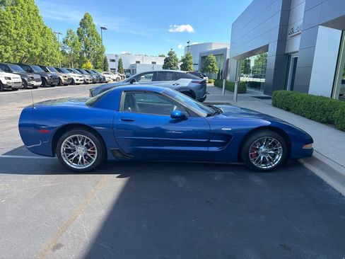 Used 2002 Chevrolet Corvette Z06 w/ Memory Pkg RWD image 8