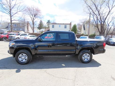 Used 2023 Toyota Tacoma SR AWD/4WD image 3