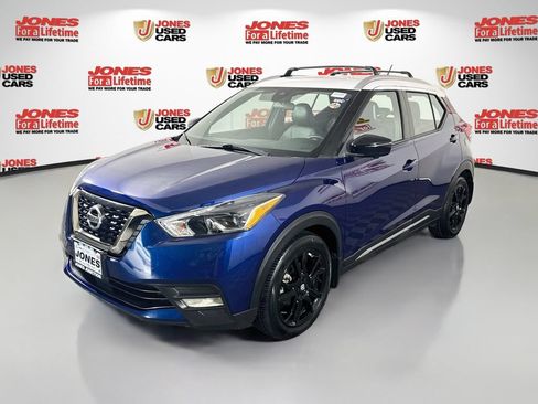 Certified 2020 Nissan Kicks SR w/ SR Premium Package FWD image 12