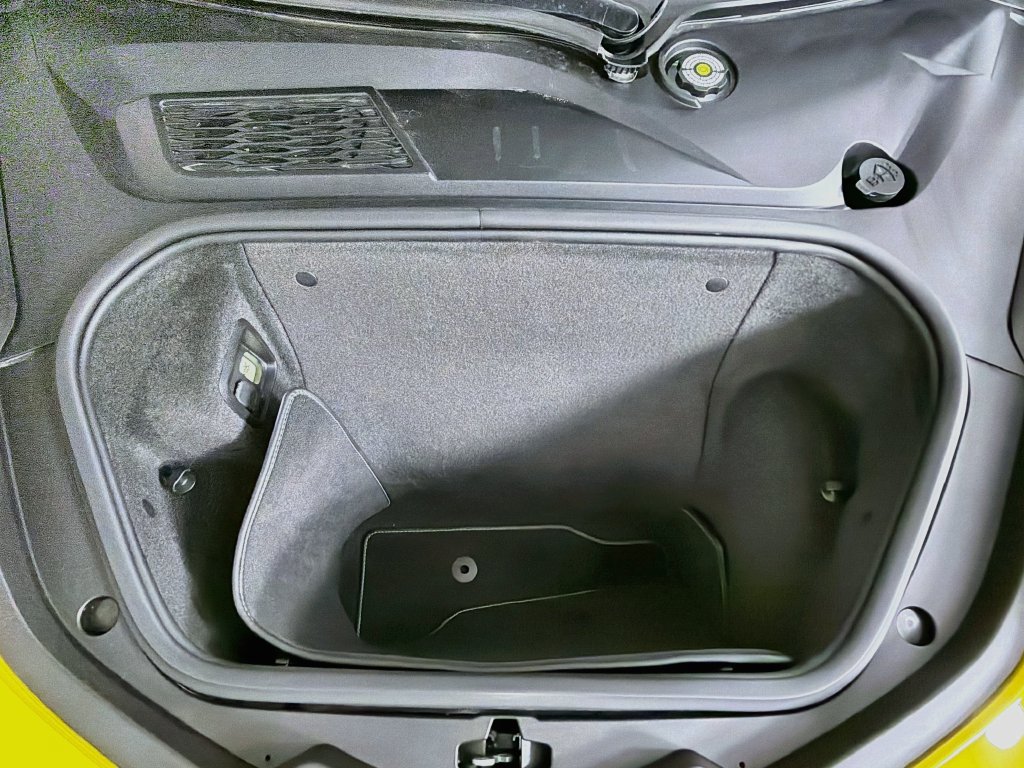 Used 2025 Chevrolet Corvette Z06 RWD image 24