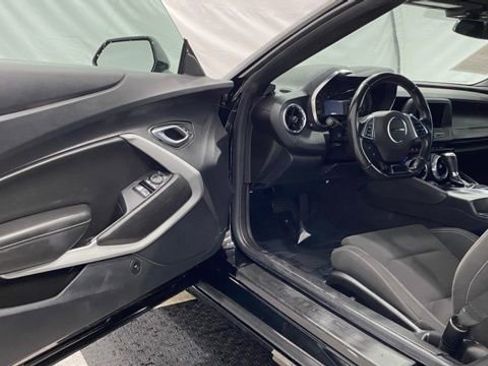 Used 2023 Chevrolet Camaro LT image 23