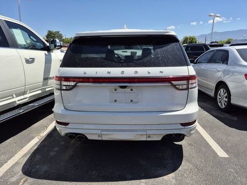 Used 2021 Lincoln Aviator Reserve w/ Equipment Group 210A AWD/4WD image 9