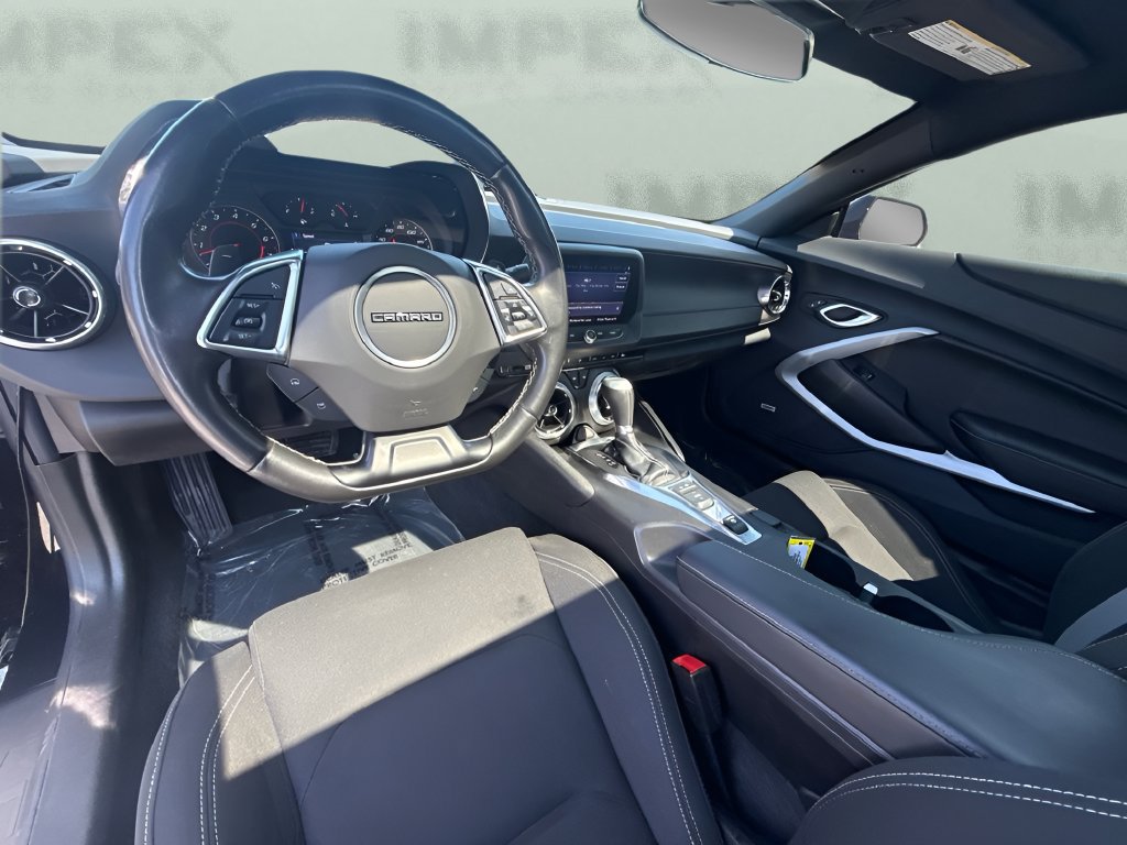 Used 2022 Chevrolet Camaro LT w/ Technology Package RWD image 12