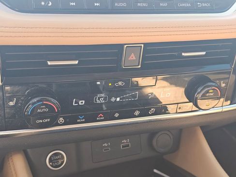 Used 2022 Nissan Rogue Platinum w/ Head-Up Display Package AWD/4WD image 30
