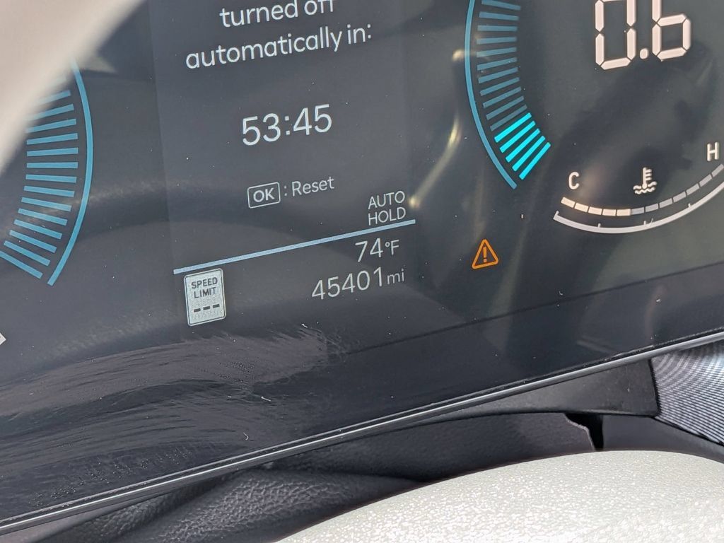Used 2025 Hyundai Sonata SEL FWD image 21