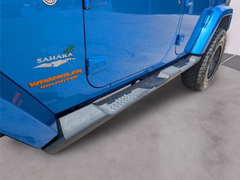 Used 2015 Jeep Wrangler Unlimited Sahara image 31