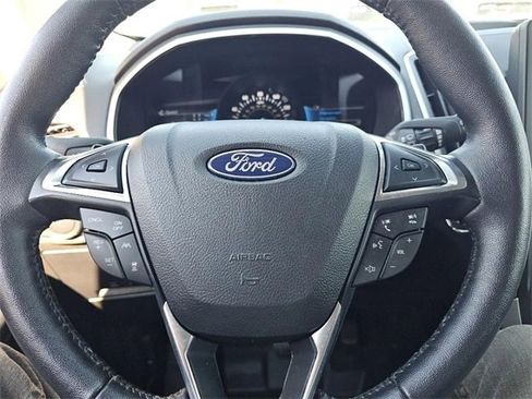 Used 2021 Ford Edge SEL w/ Convenience Package image 34