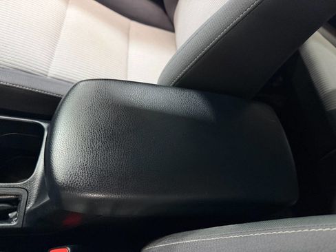 Used 2013 Toyota RAV4 XLE image 55