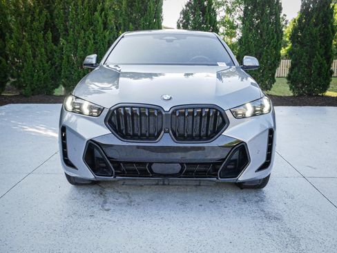 Used 2024 BMW X6 xDrive40i AWD/4WD image 3