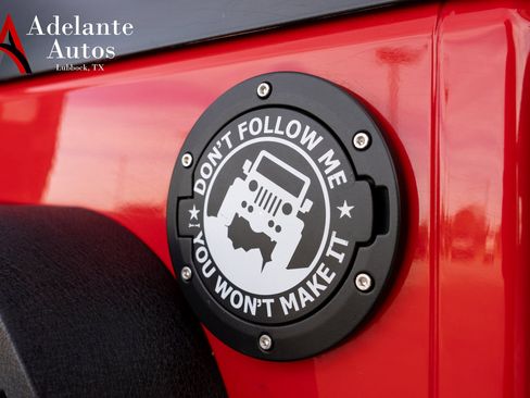 Used 2017 Jeep Wrangler Unlimited Sahara w/ Max Tow Package image 15