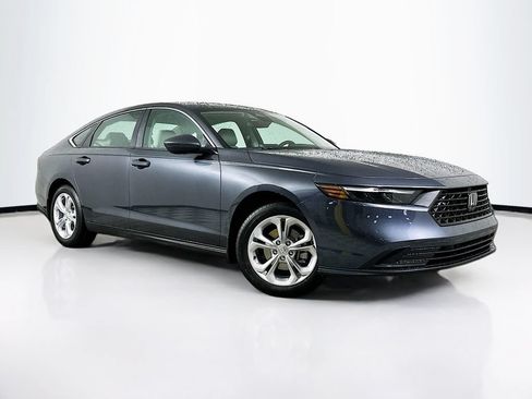 Certified 2025 Honda Accord LX image 2