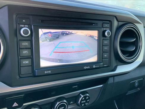 Used 2017 Toyota Tacoma SR5 image 26