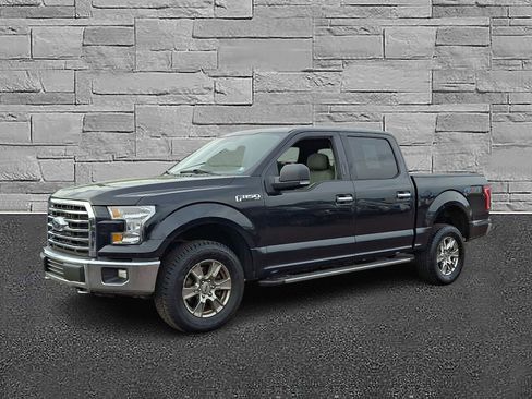 Used 2015 Ford F150 XLT w/ Equipment Group 302A Luxury AWD/4WD image 5