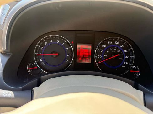 Used 2009 INFINITI FX35 2WD w/ Navigation Pkg image 17