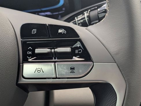 New 2026 Hyundai Elantra SEL Sport Premium FWD image 30