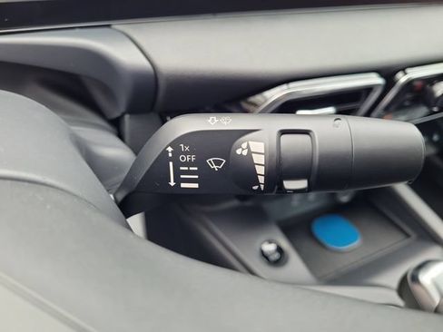 New 2027 Nissan Sentra SV w/ SV Convenience Package FWD image 23