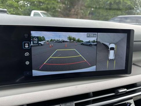 Used 2025 Hyundai Tucson Limited FWD image 21