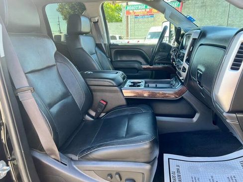 Used 2015 GMC Sierra 2500 SLT w/ Driver Alert Package AWD/4WD image 16