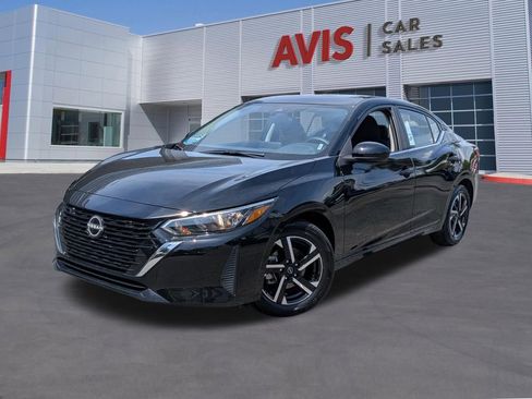 Used 2025 Nissan Sentra SV FWD image 1