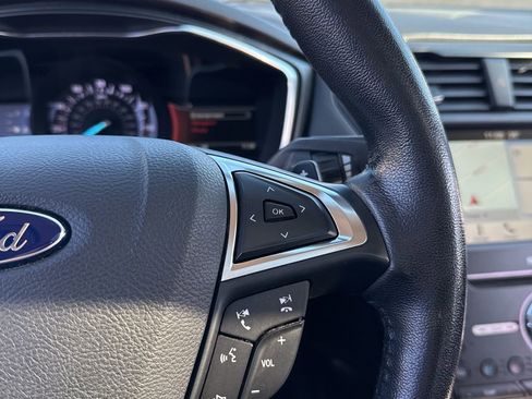 Used 2017 Ford Fusion Titanium image 35