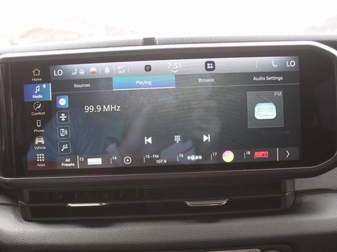 Used 2024 Jeep Wrangler Sport S image 28