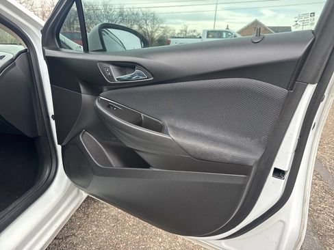 Used 2016 Chevrolet Cruze LT FWD image 20