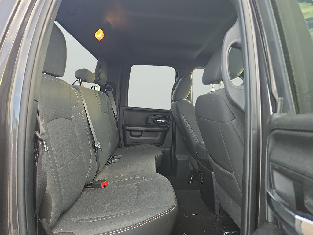 Used 2022 RAM 1500 Warlock AWD/4WD image 25