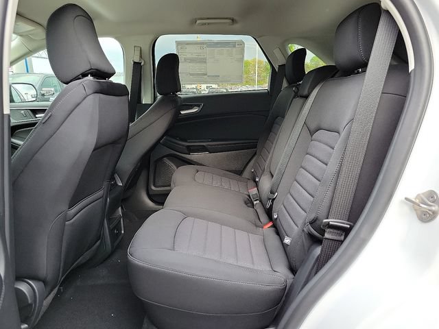Used 2024 Ford Edge SE AWD/4WD image 5