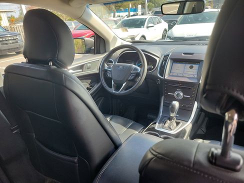 Used 2018 Ford Edge Titanium image 13