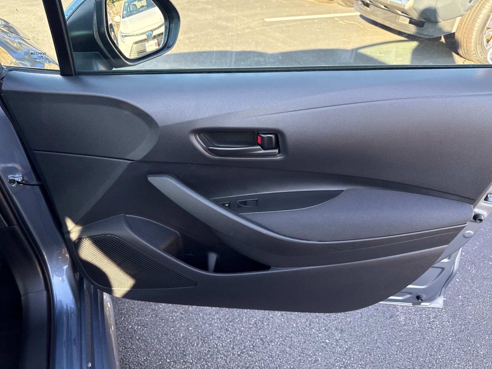 Used 2026 Toyota Corolla LE FWD image 26