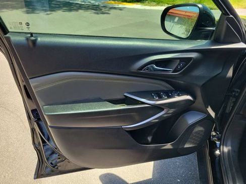 Used 2025 Chevrolet Trax ACTIV w/ Driver Confidence Package FWD image 16