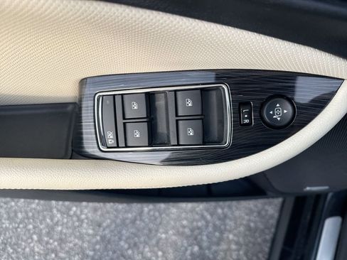 Certified 2017 Chevrolet Impala Premier w/ Enhanced Convenience Package image 22