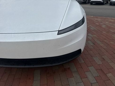 Used 2026 Tesla Model Y 2WD image 24