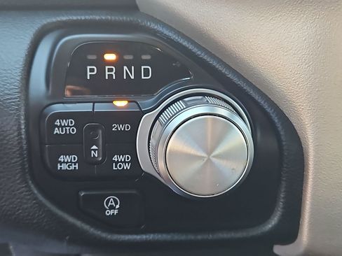 Used 2022 RAM 1500 Laramie AWD/4WD image 23