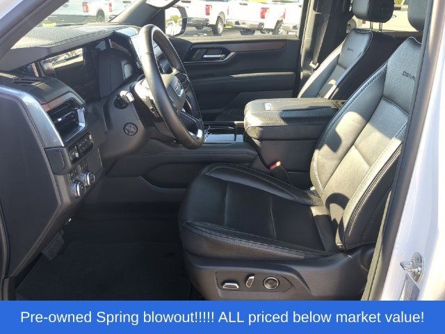 Used 2025 GMC Yukon Denali AWD/4WD image 23