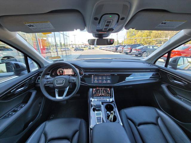 Used 2023 Audi Q7 3.0T Premium Plus w/ Premium Plus Package AWD/4WD image 19