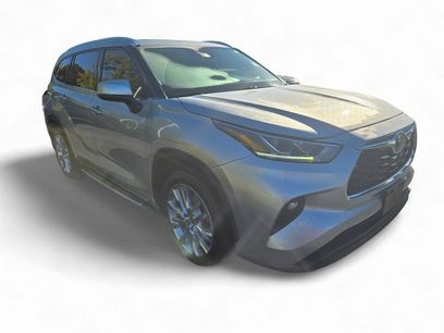 Used 2021 Toyota Highlander Limited