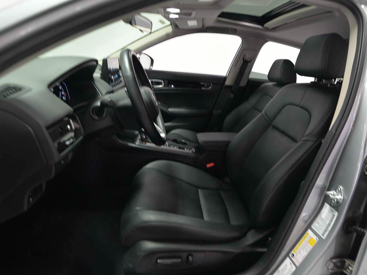 Used 2024 Honda Civic EX-L image 8