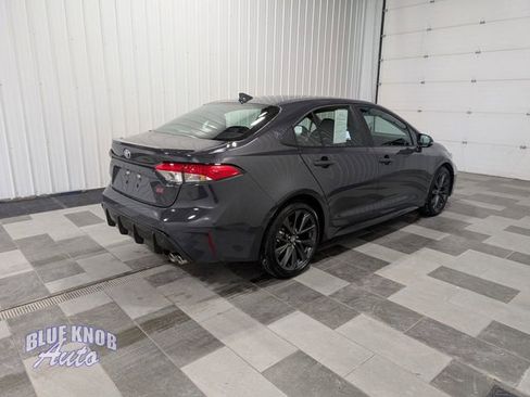 Used 2025 Toyota Corolla SE FWD image 4