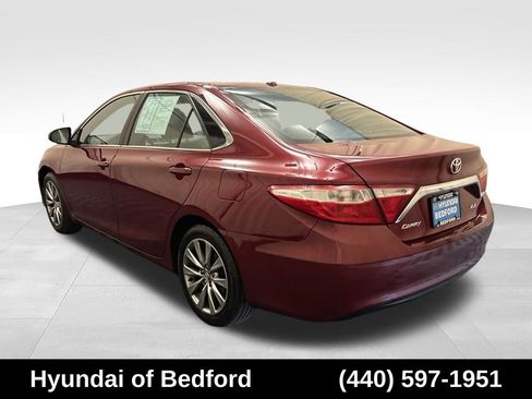 Used 2016 Toyota Camry XLE w/ Moonroof Package FWD image 7