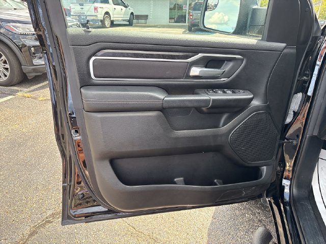 Used 2023 RAM 1500 Big Horn AWD/4WD image 7