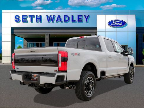 Certified 2026 Ford F250 Platinum AWD/4WD image 8