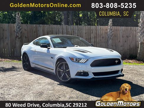 Used 2017 Ford Mustang GT Premium RWD image 1